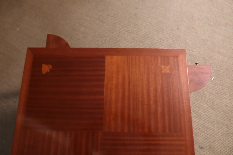 Table à jeux vintage