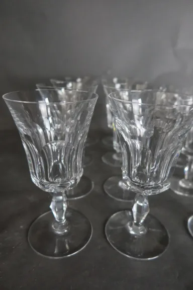Verres en cristal de Baccarat modèle Polignac