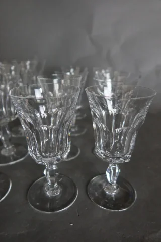 Verres en cristal de Baccarat modèle Polignac
