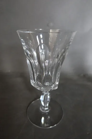 Verres en cristal de Baccarat modèle Polignac