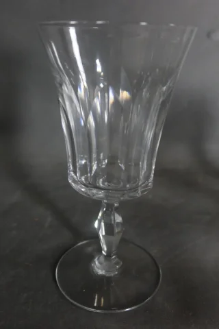 Verres en cristal de Baccarat modèle Polignac