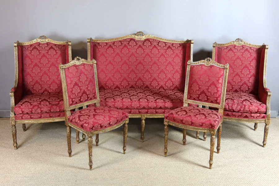 Salon en bois doré style Louis XVI