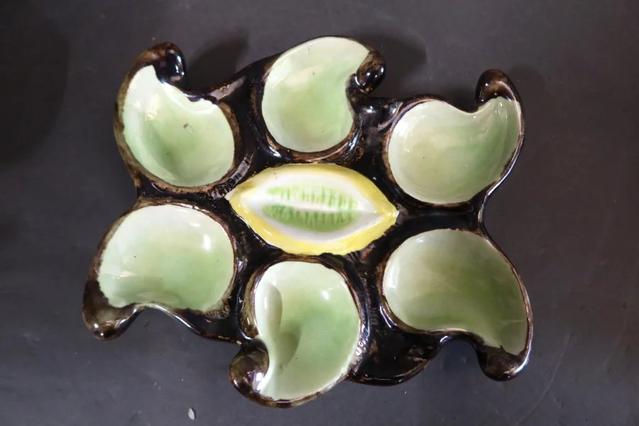 OYSTER SERVICE