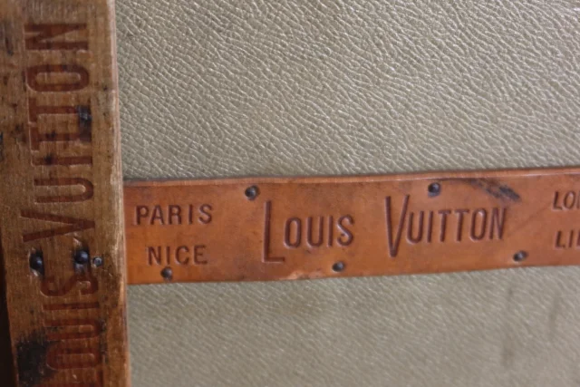 Valise Vuitton ancienne