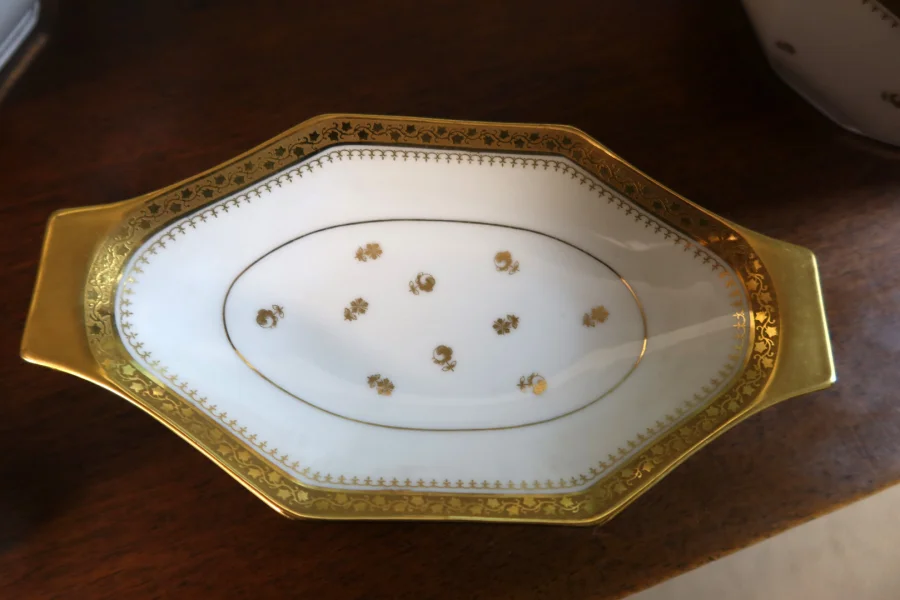 LIMOGES PORCELAIN DINNER AND TEA SERVICE