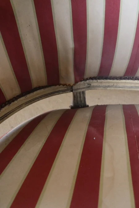 Grand canapé d'époque Louis XVI
