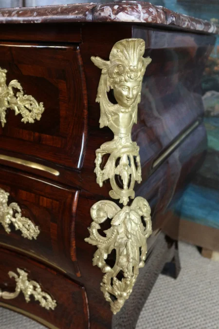 Commode tombeau à la Régence époque XVIIIème