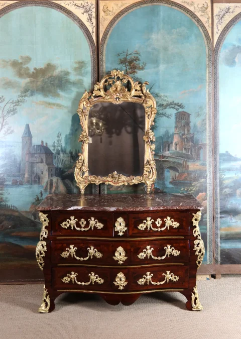 Commode tombeau à la Régence époque XVIIIème