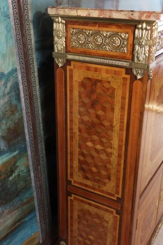 СЕКРЕТАРЬ В СТИЛЕ ЛЮДОВИКА XVI