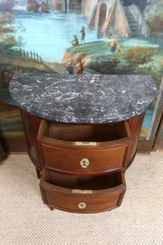 Commode demi-lune Louis XVI