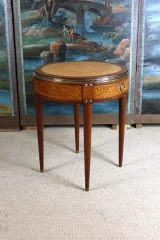 CARD TABLE