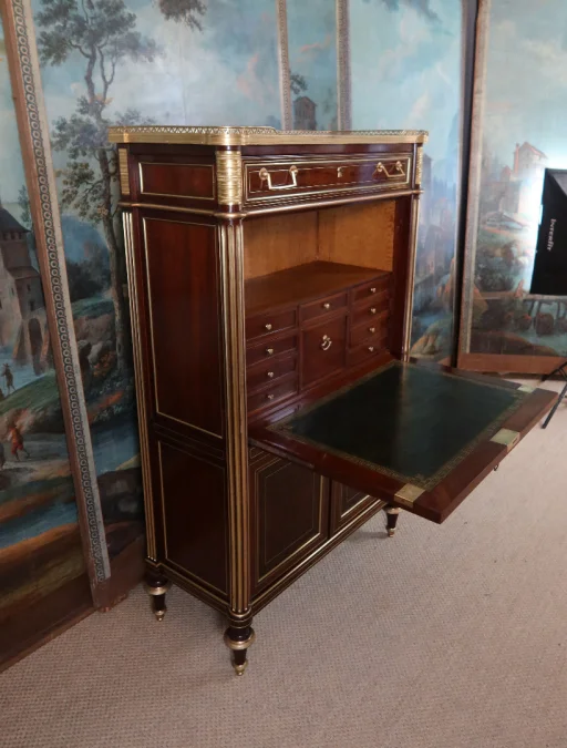 LOUIS XVI PERIOD SECRETAIRE