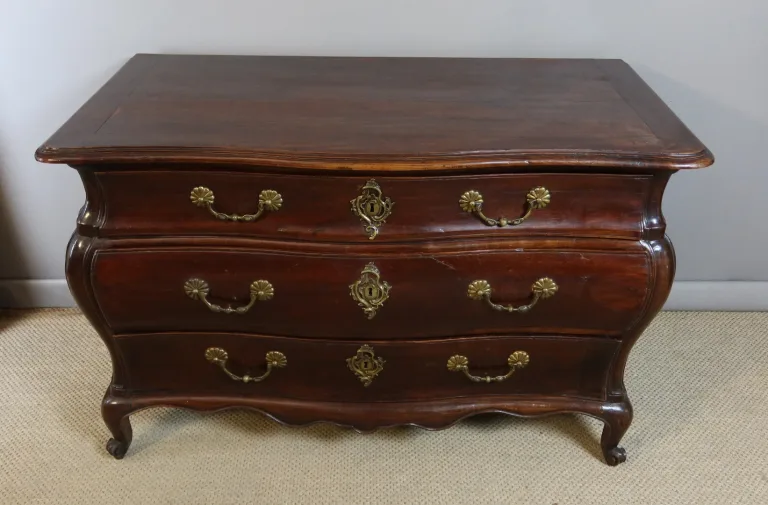 COMMODE XVIII