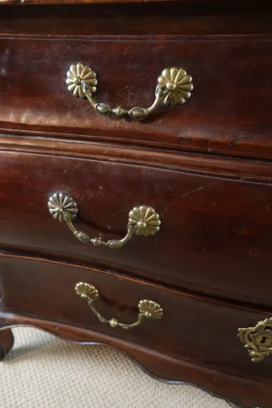 COMMODE XVIII