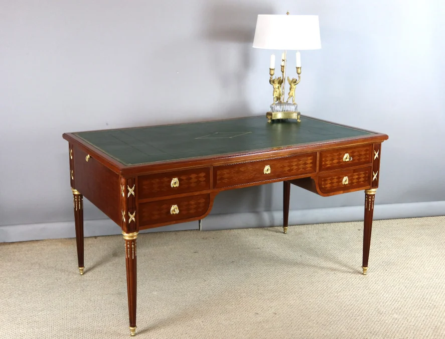 Bureau double face style Louis XVI époque XIXème