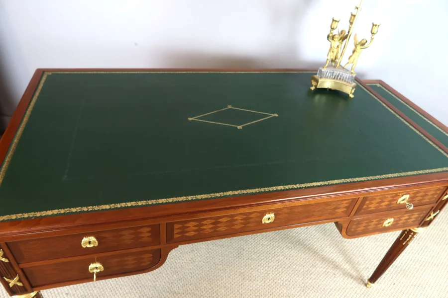 Bureau double face style Louis XVI époque XIXème