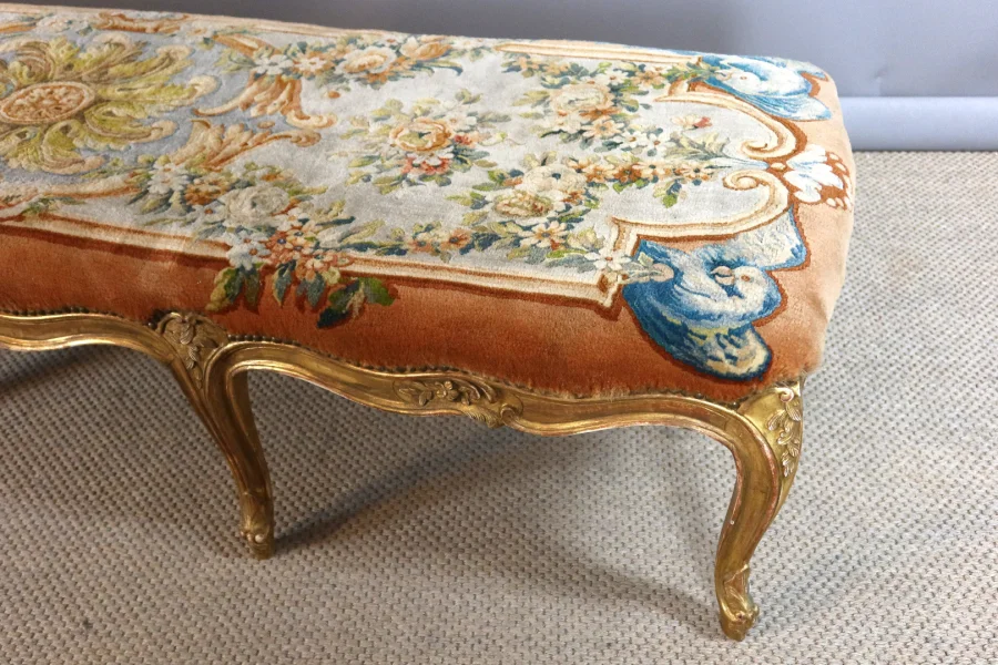LOUIS XV STYLE SEAT