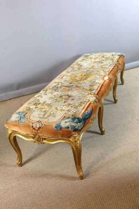 LOUIS XV STYLE SEAT