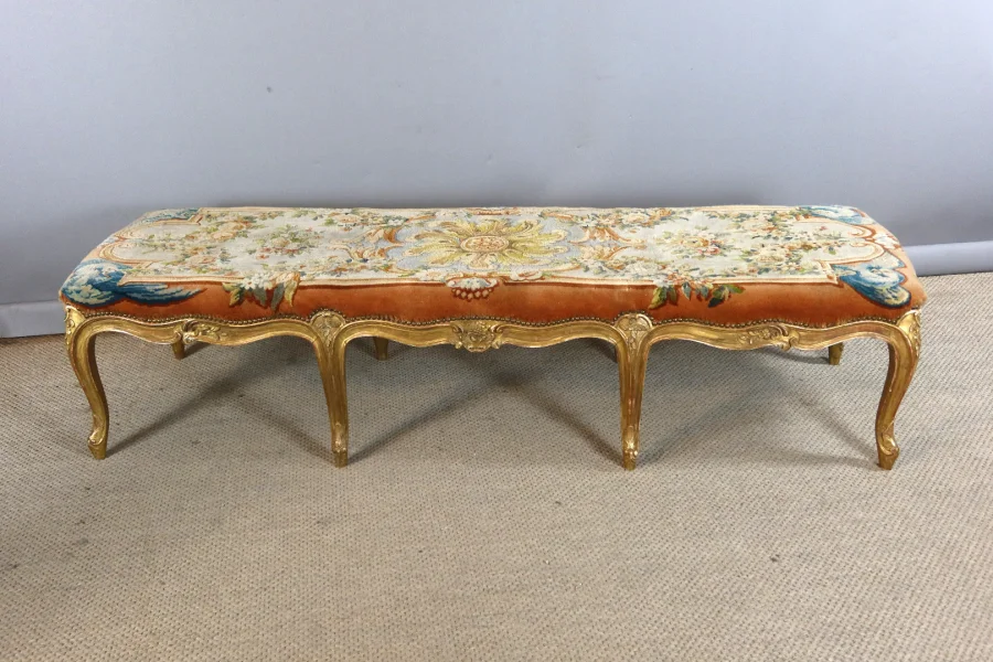 LOUIS XV STYLE SEAT