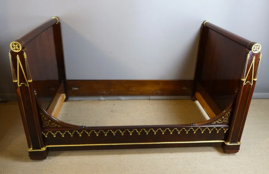 CHARLES X PERIOD BED