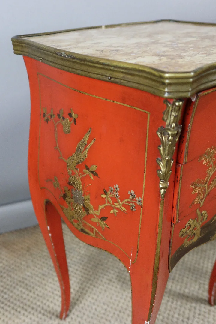 Chevets laqués style Louis XV