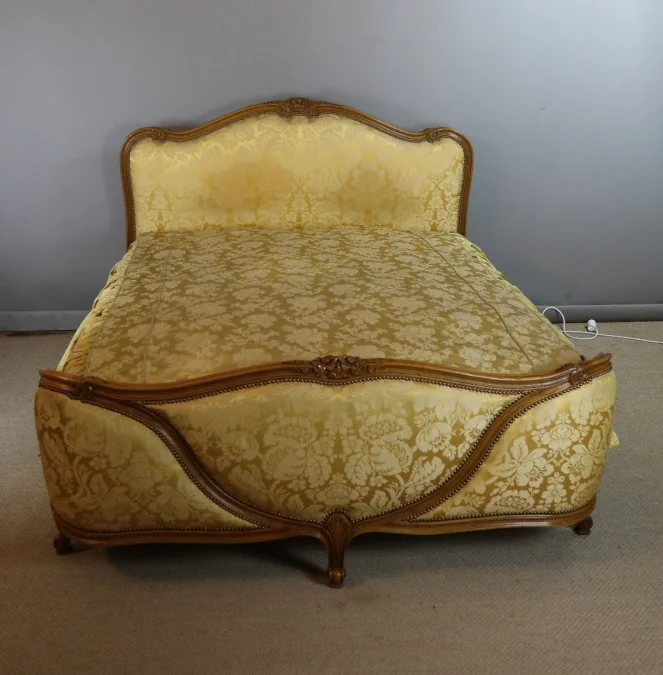 LOUIS XV BED