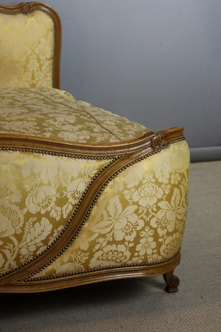 LIT LOUIS XV EN NOYER