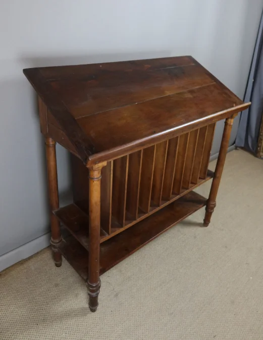 WALNUT LECTERN