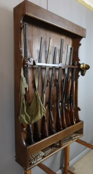 GUN RACK