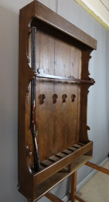 GUN RACK