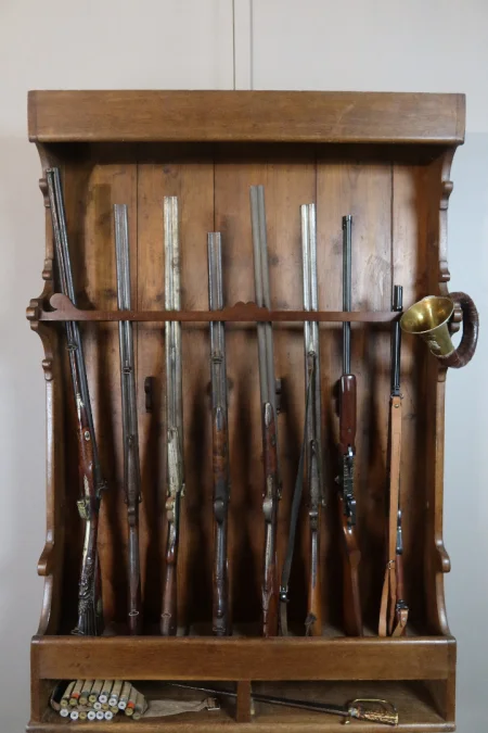 GUN RACK