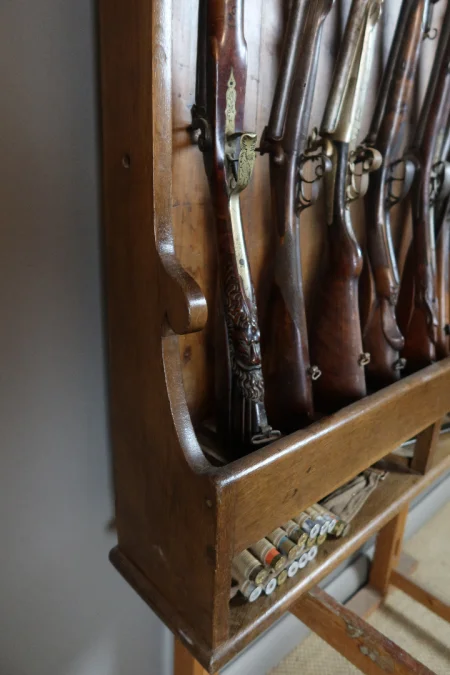 GUN RACK