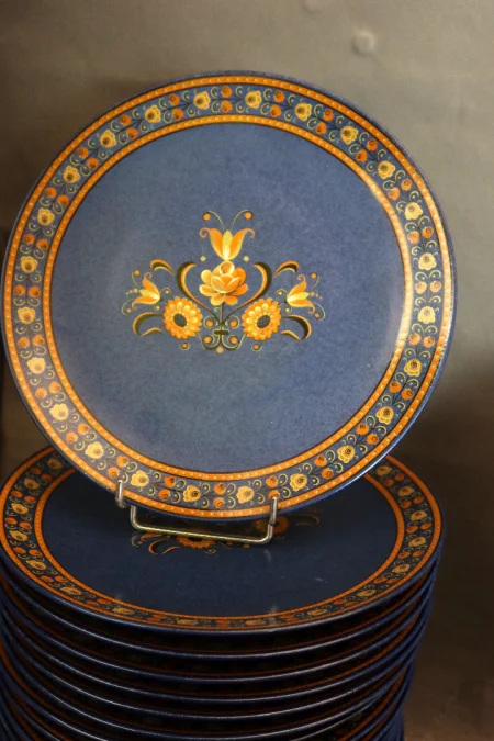 Service de table 56 pièces