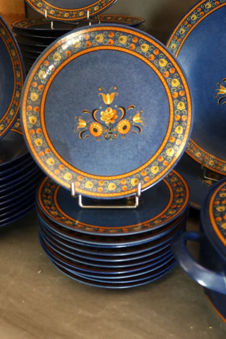 Service de table 56 pièces