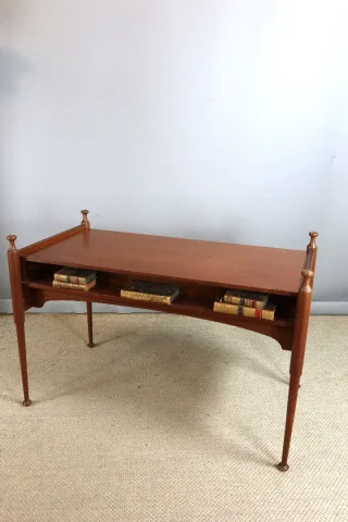 Bureau vintage et son fauteuil