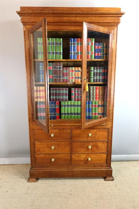 Bibliothèque en chêne XIXème siècle