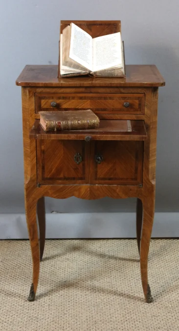 Table d'appoint liseuse style Louis XV