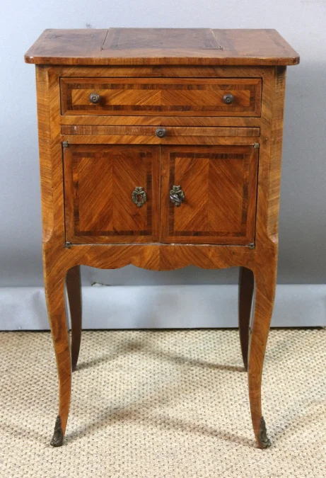Table d'appoint liseuse style Louis XV