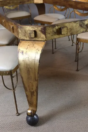 MESA Y SILLAS DORADAS
