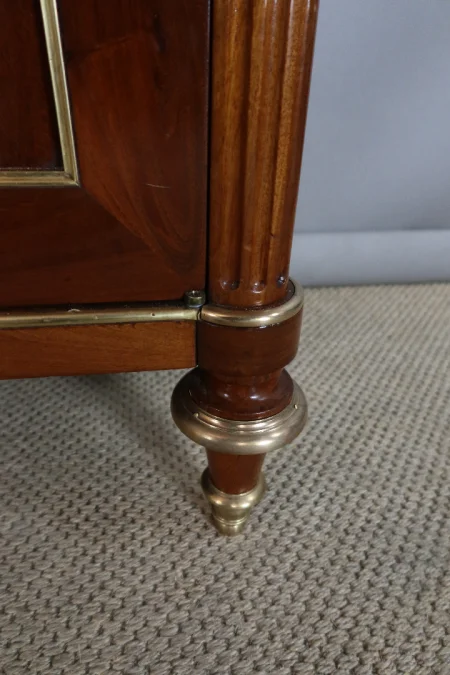 EARLY NINETEENTH CENTURY BOOKCASE