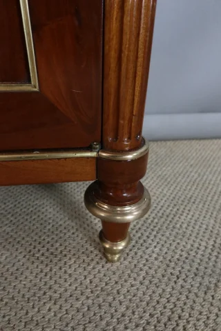 EARLY NINETEENTH CENTURY BOOKCASE
