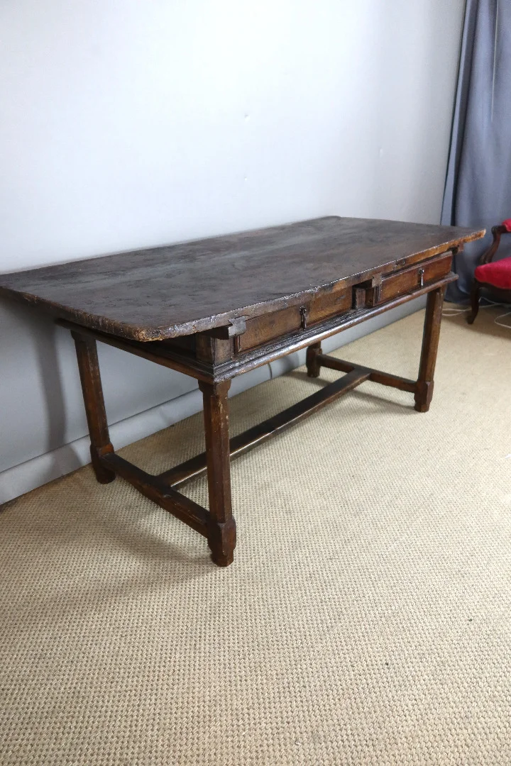 Table en chêne XVIIème siècle