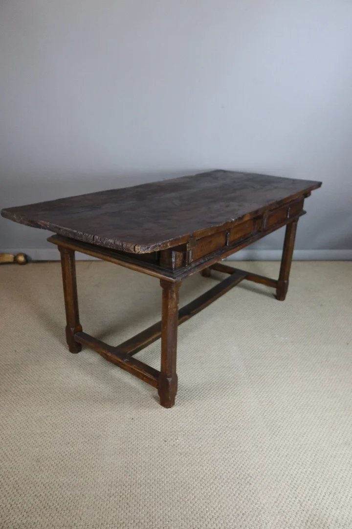 Table en chêne XVIIème siècle
