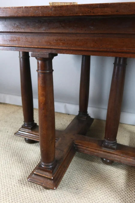 Table Renaissance époque XIXème siècle