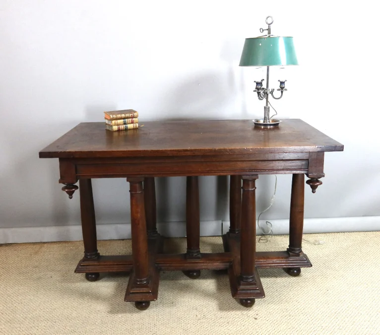 Table Renaissance époque XIXème siècle