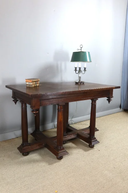 Table Renaissance époque XIXème siècle