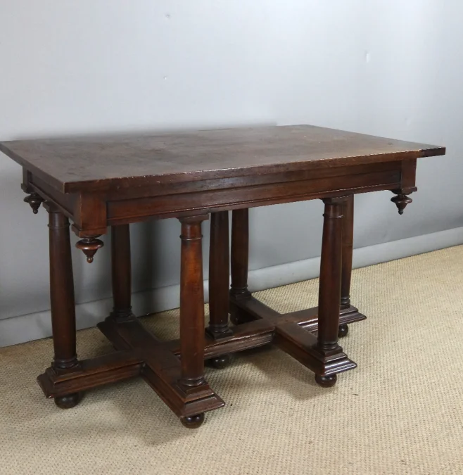 Table Renaissance époque XIXème siècle