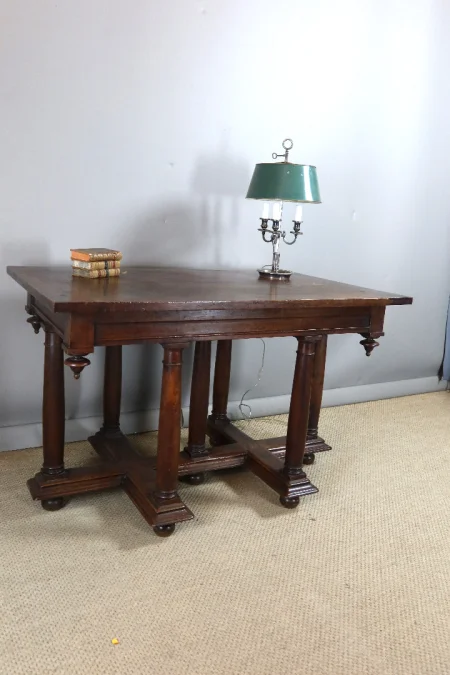 Table Renaissance époque XIXème siècle