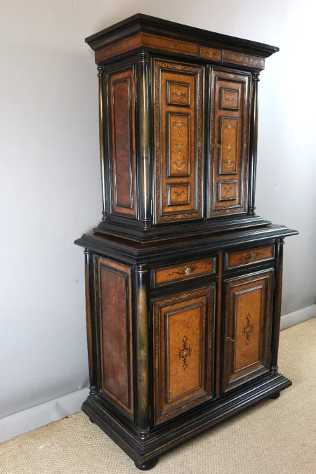 Buffet deux corps marqueté fin XIXème