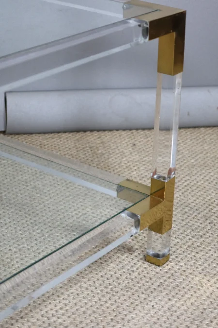 Table d'appoint de salon en plexiglas